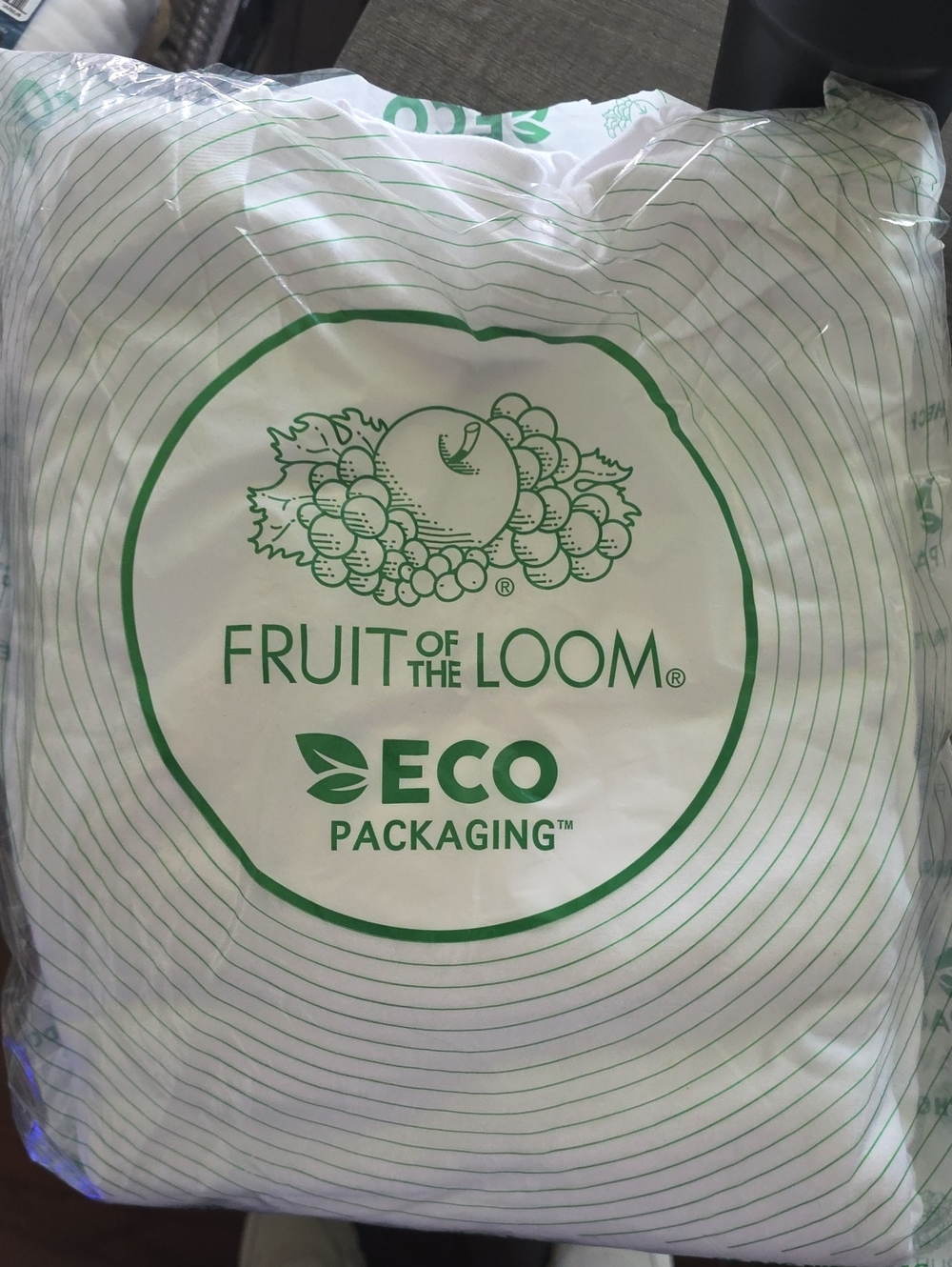 Fruit of the Loom Men's White V-Neck Undershirts - 6 Pack New